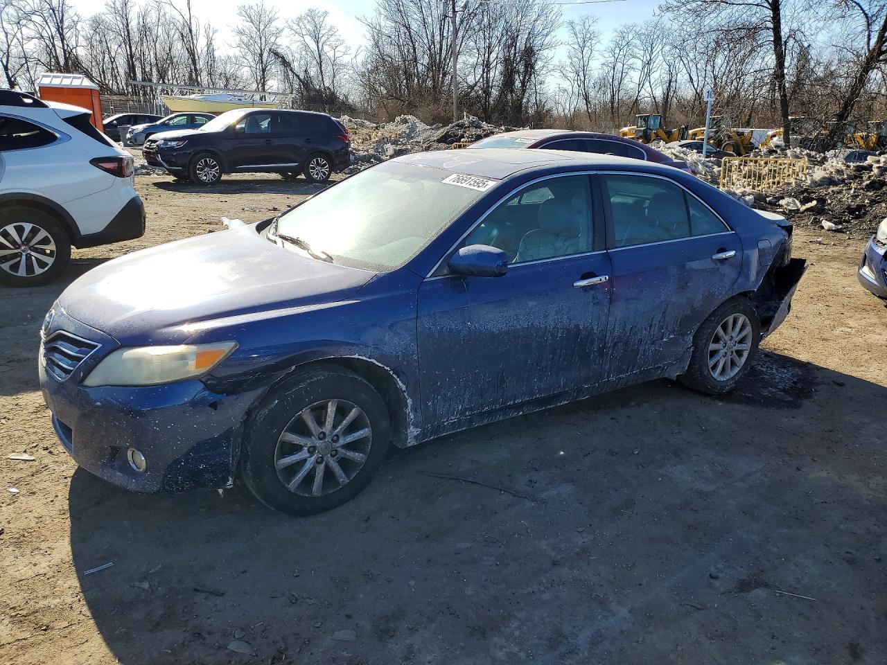 Salvage Toyota Camry Image