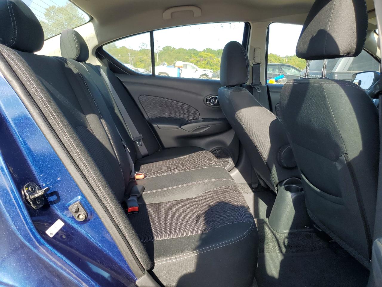 Nissan Versa S