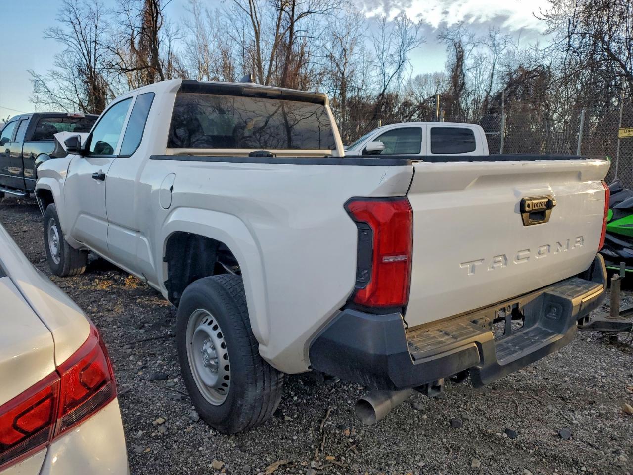 Toyota Tacoma Xtracab