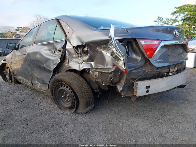 Toyota Camry Le