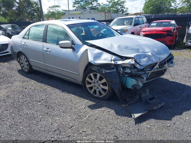 Salvage Honda Accord Image