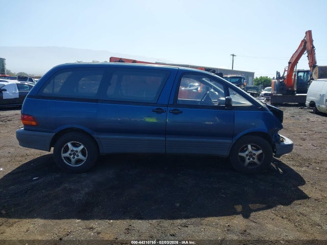 Toyota Previa Le