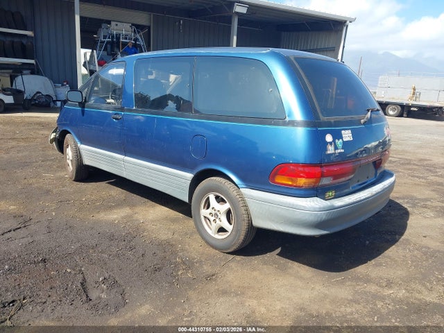 Toyota Previa Le