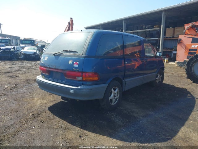 Toyota Previa Le
