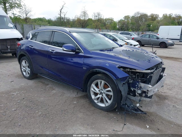 Salvage INFINITI Qx Image