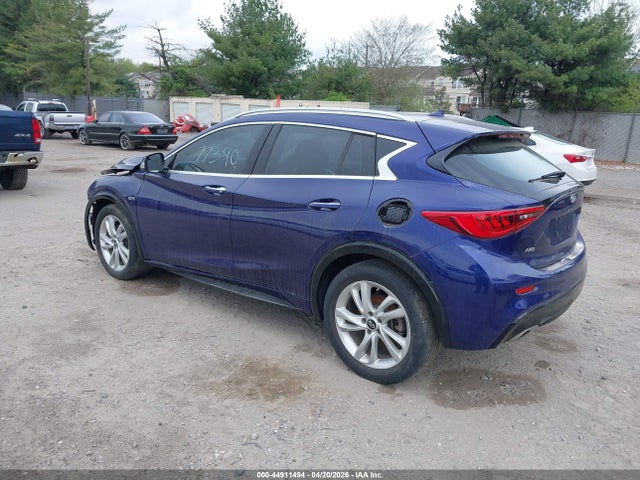 INFINITI Qx Premium