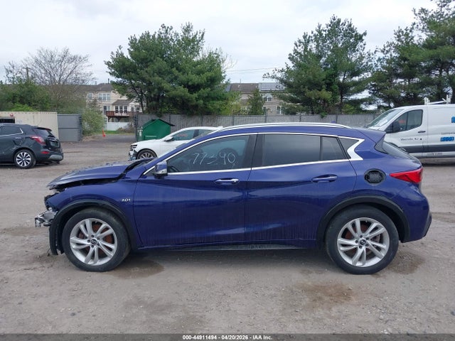 INFINITI Qx Premium
