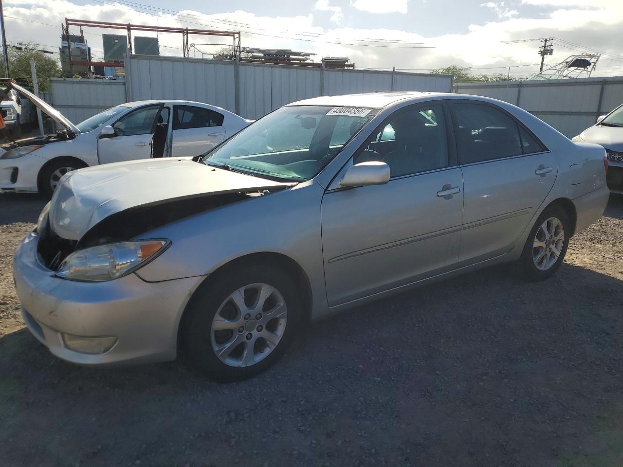 Salvage Toyota Camry Image