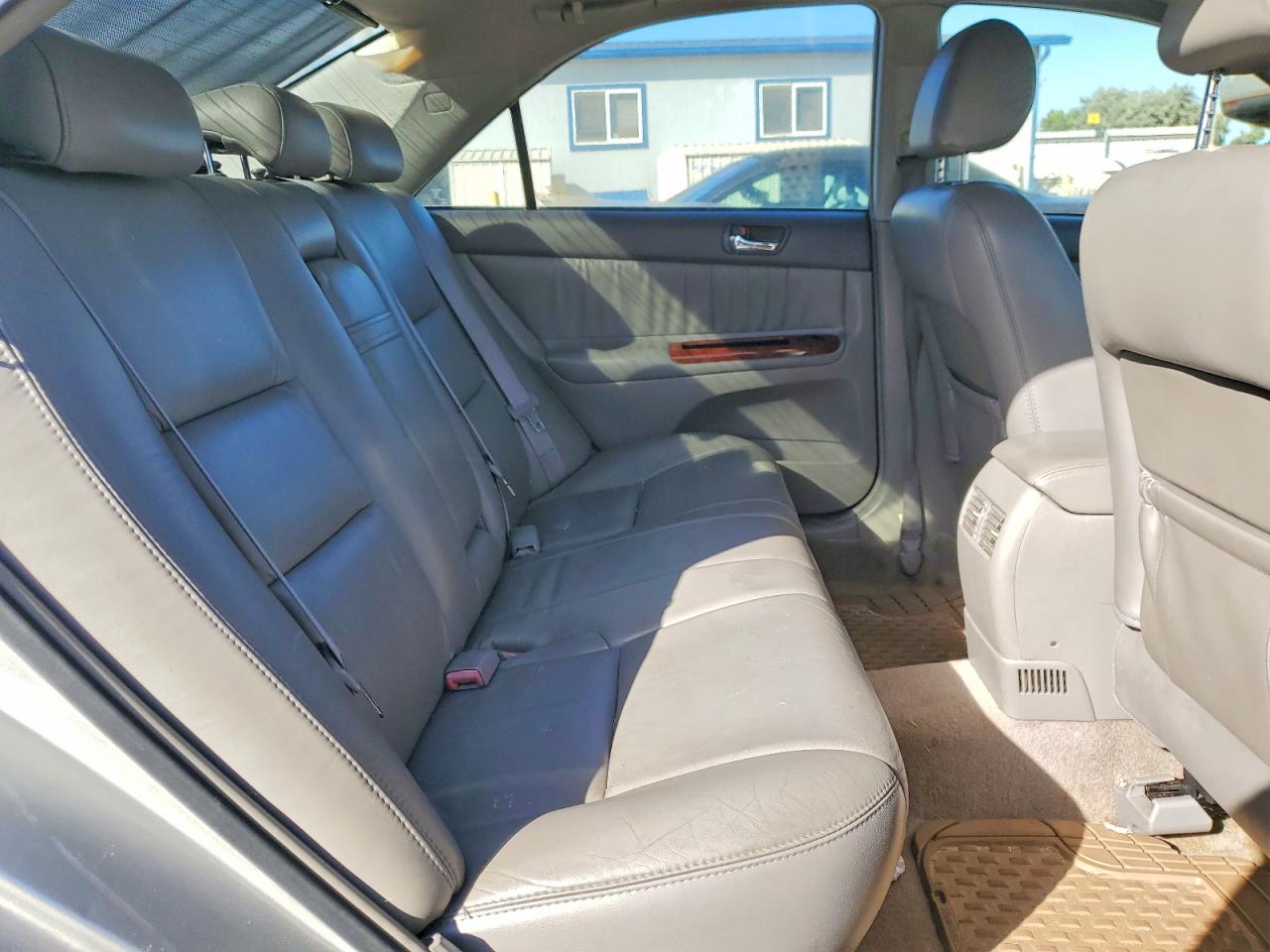 Toyota Camry Xle V6