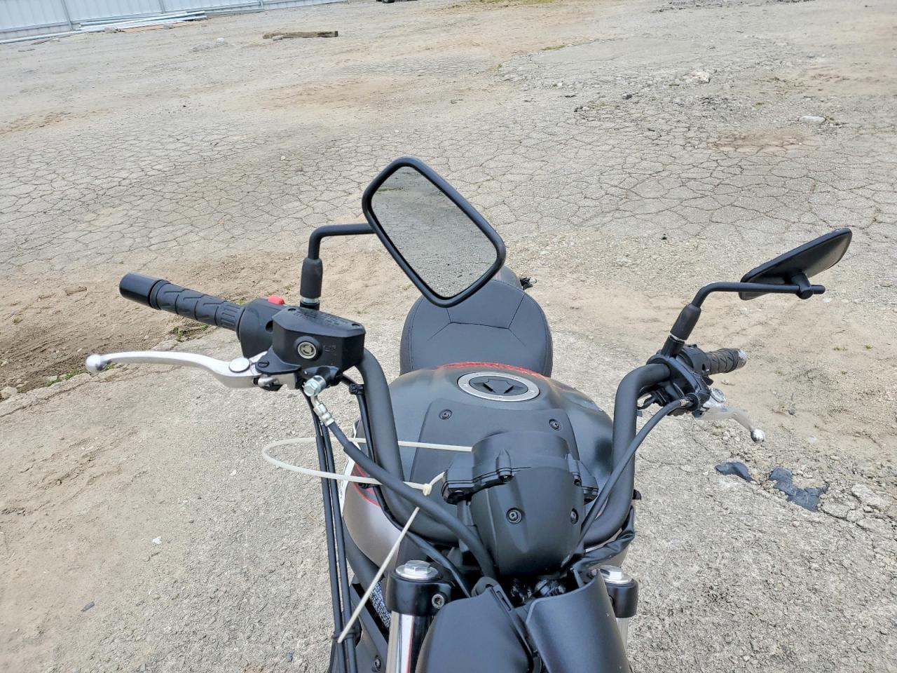 Kawasaki Ninja 650 D