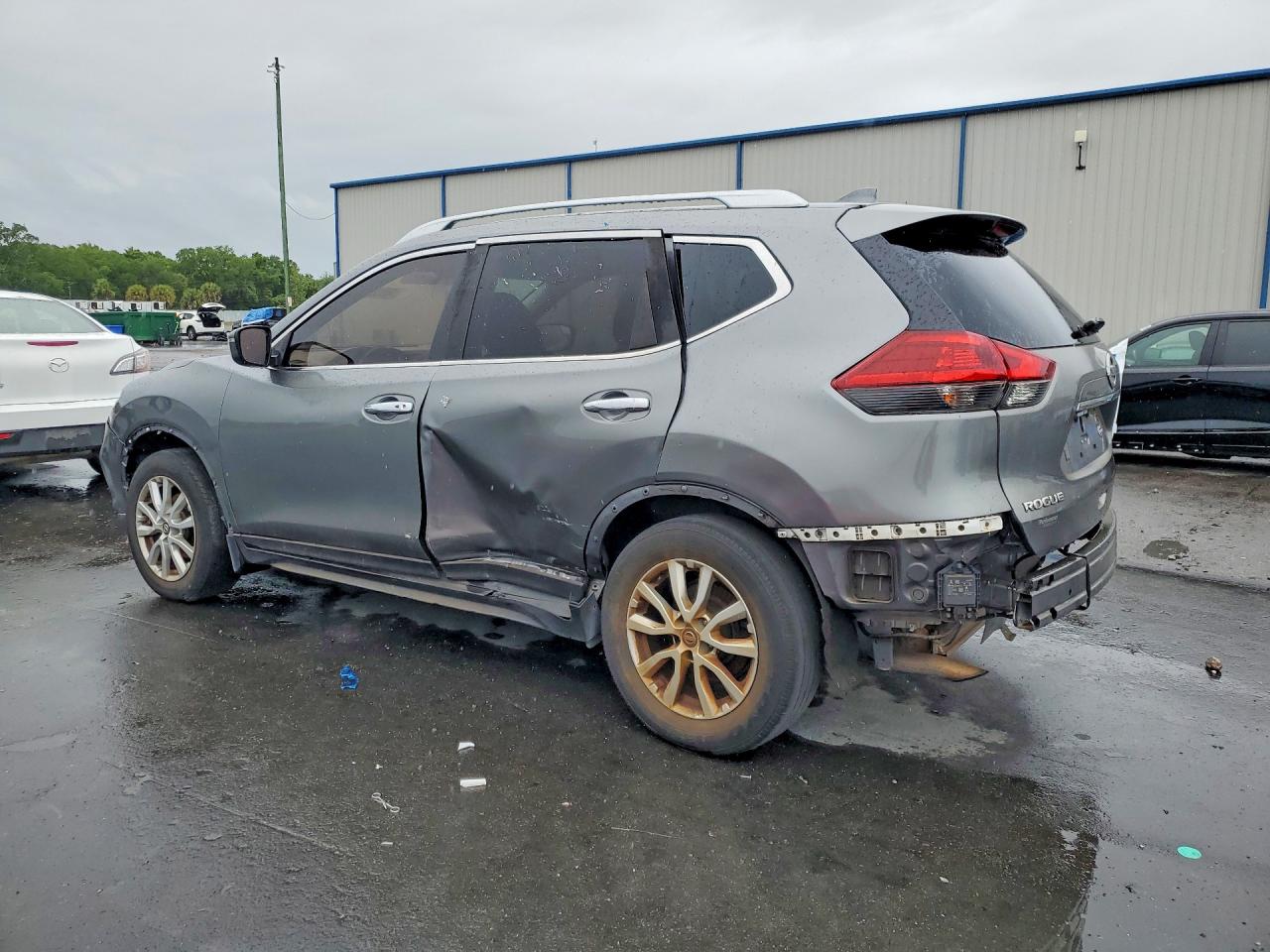 Nissan Rogue Sv