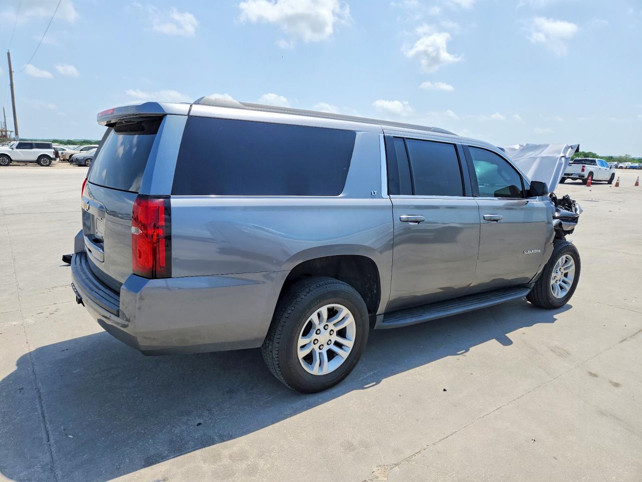 Chevrolet Suburban C1500 Lt