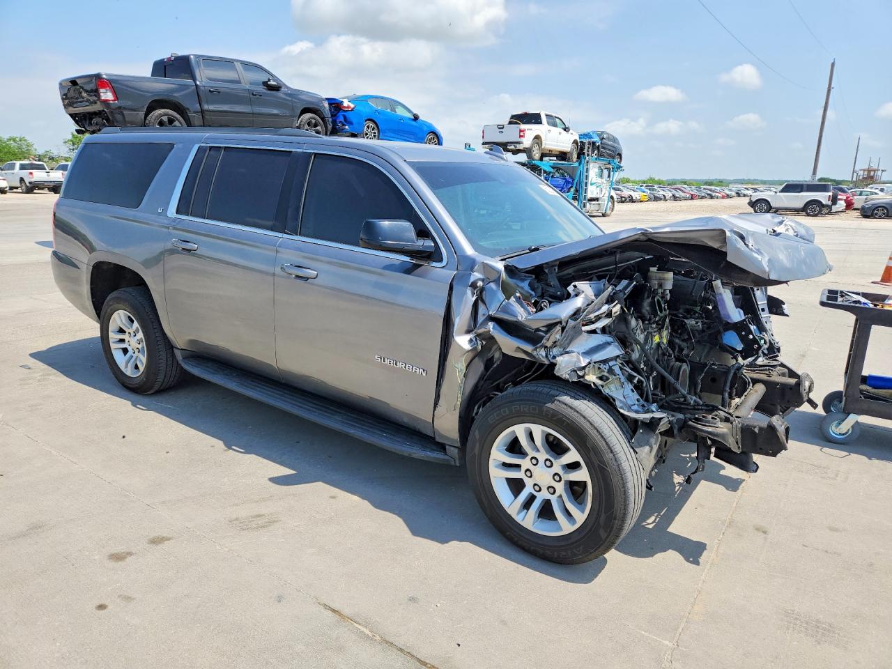 Chevrolet Suburban C1500 Lt