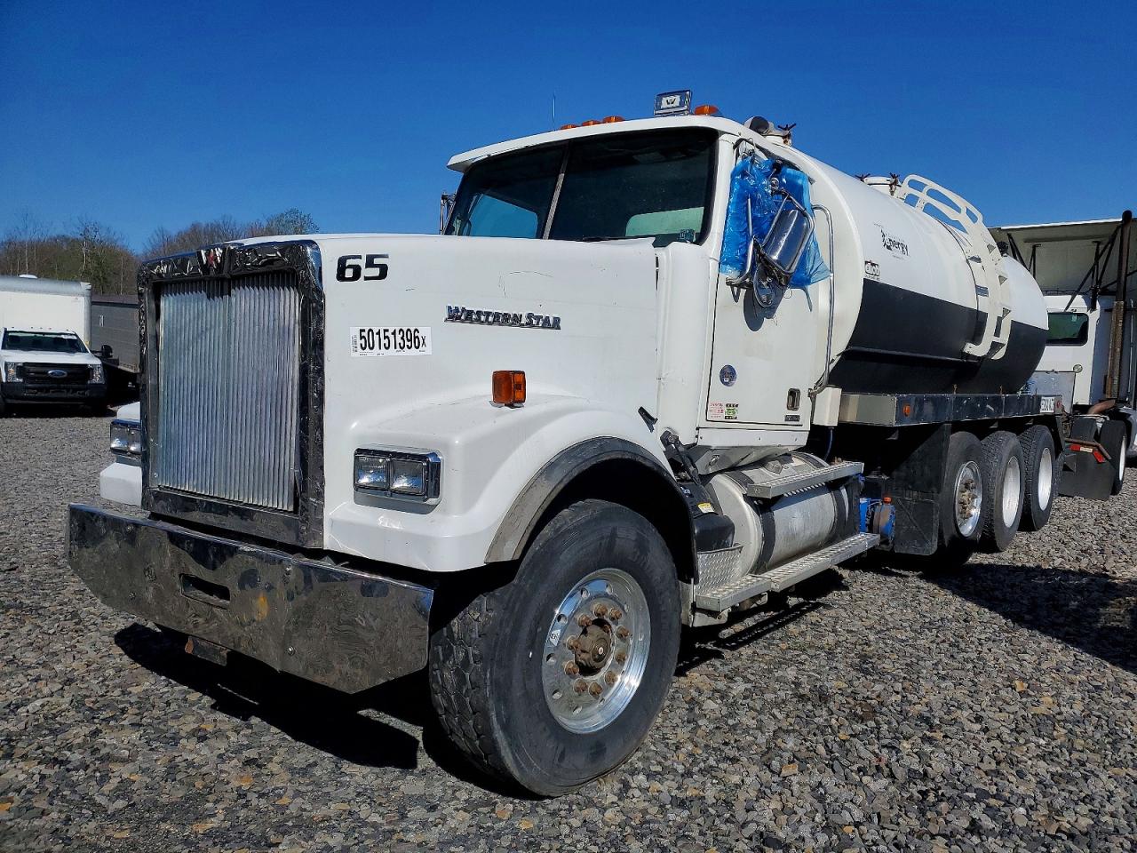 Western Star Auto Car Conventional 4900fa