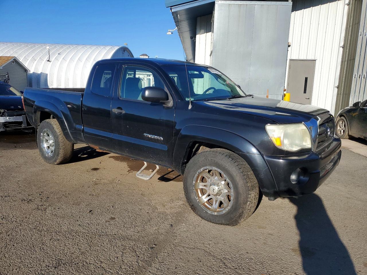 Toyota Tacoma Access Cab