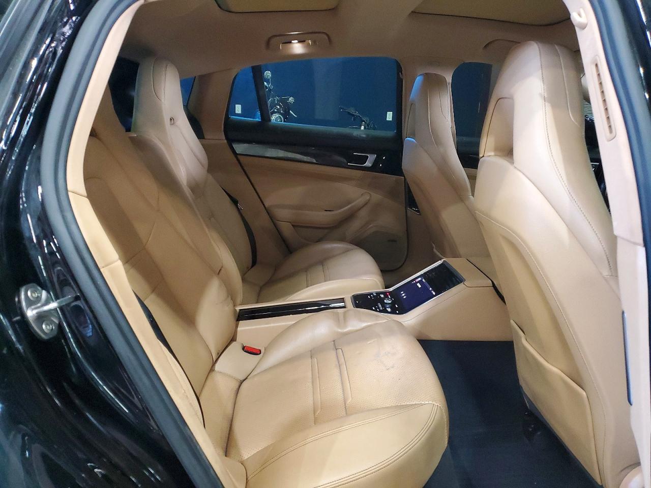 Porsche Panamera 4 E-hybrid