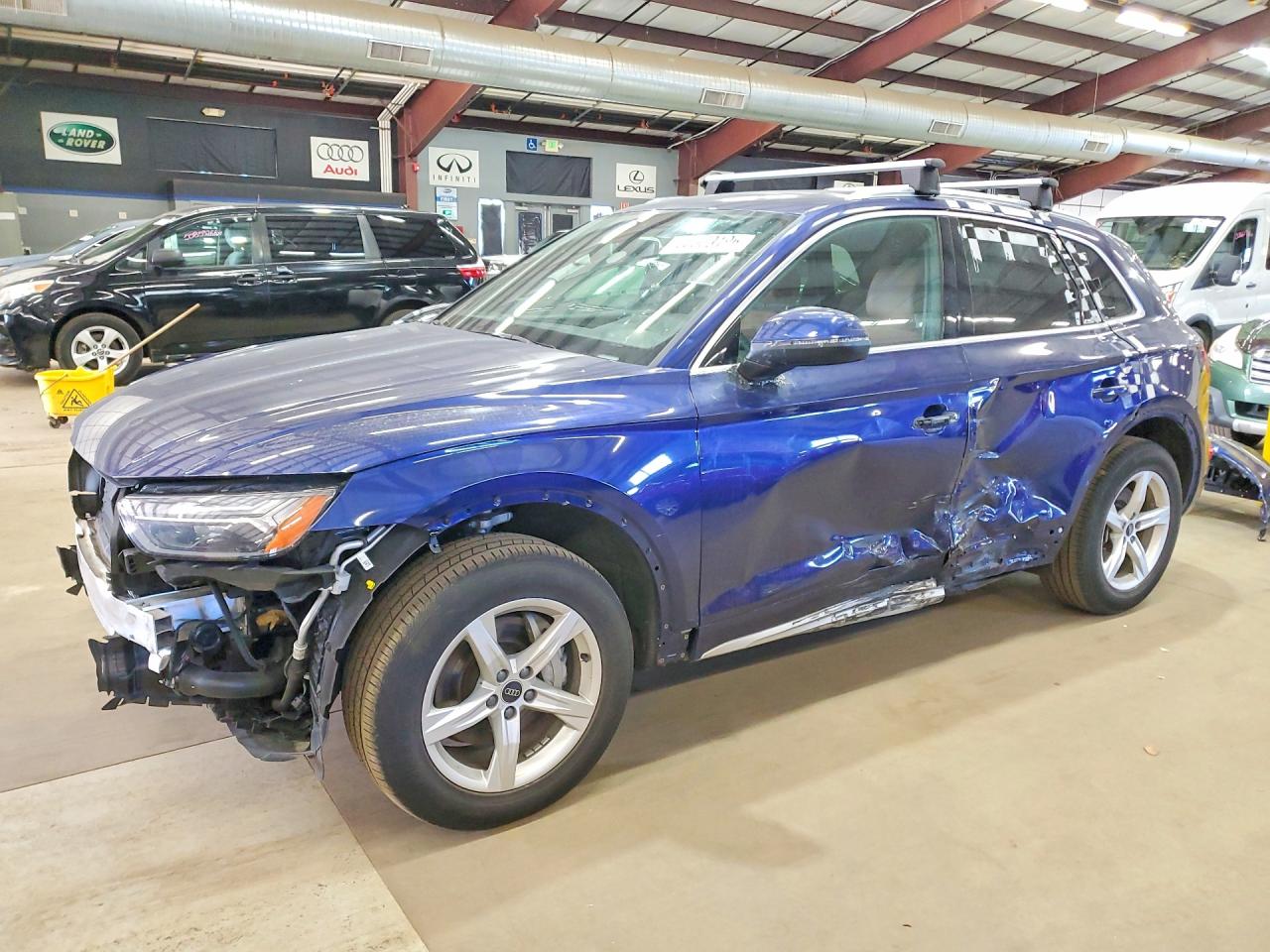 Salvage Audi Q5 Image