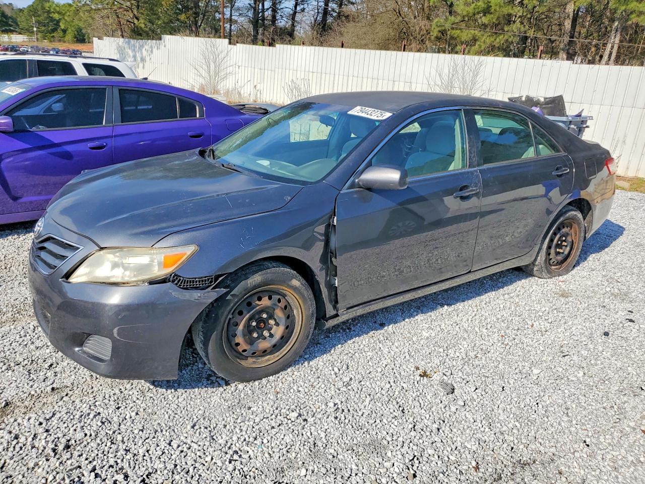 Salvage Toyota Camry Image