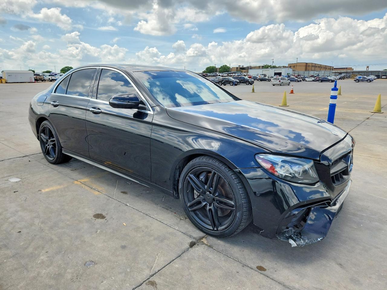 Mercedes-Benz E-Class 300 4matic