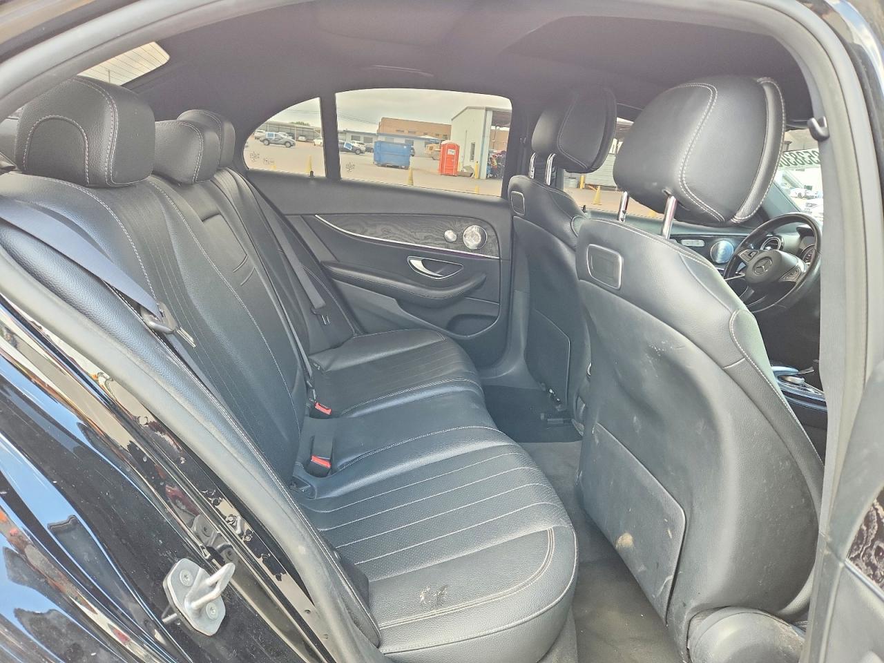 Mercedes-Benz E-Class 300 4matic