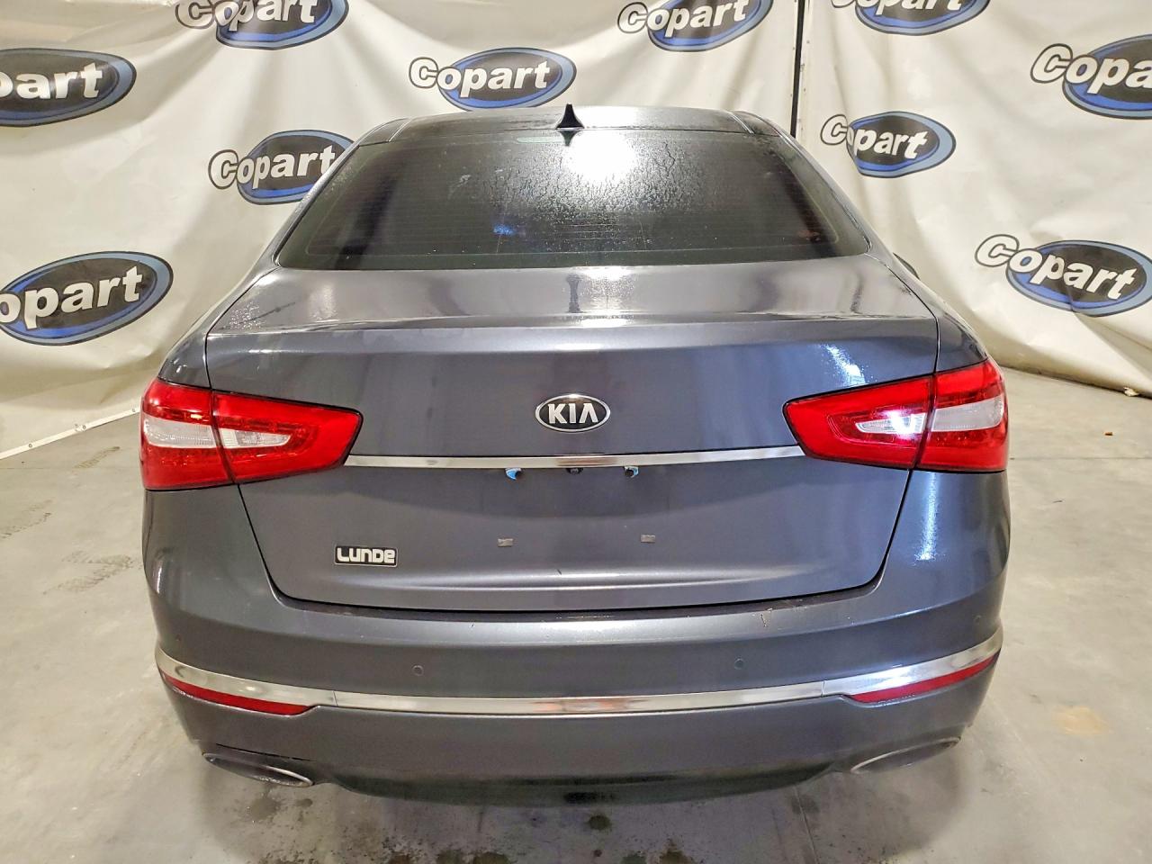 Kia Cadenza Premium
