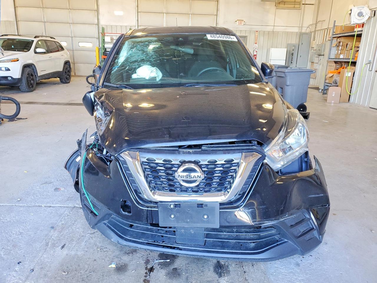 Nissan Kicks S