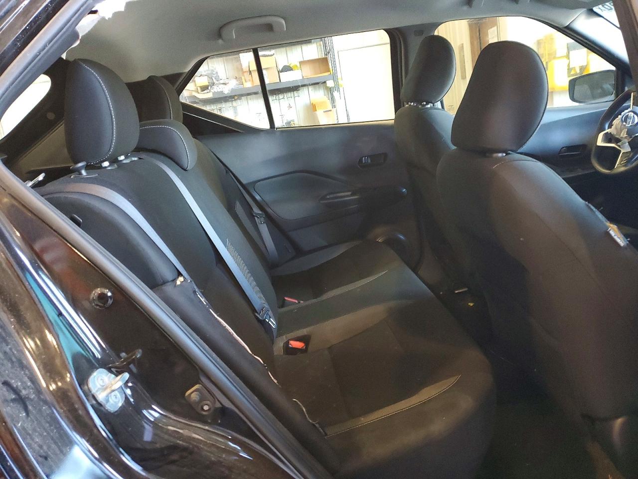 Nissan Kicks S