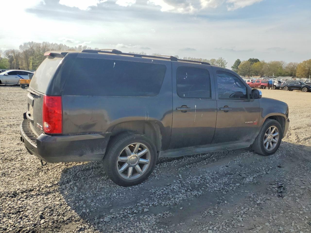 GMC Yukon K1500 Slt