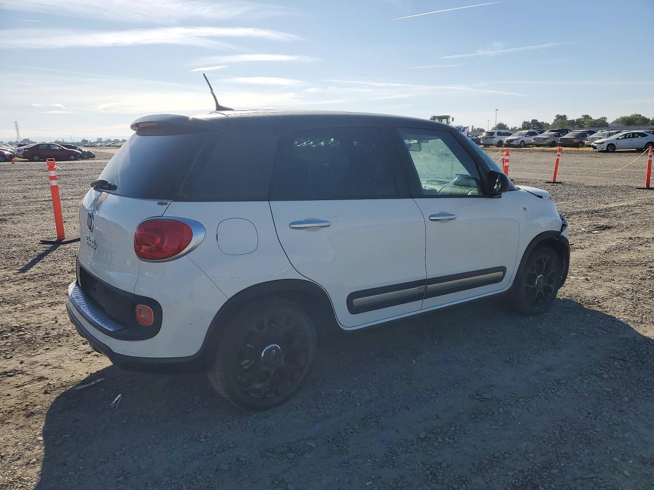 FIAT 500 Trekking