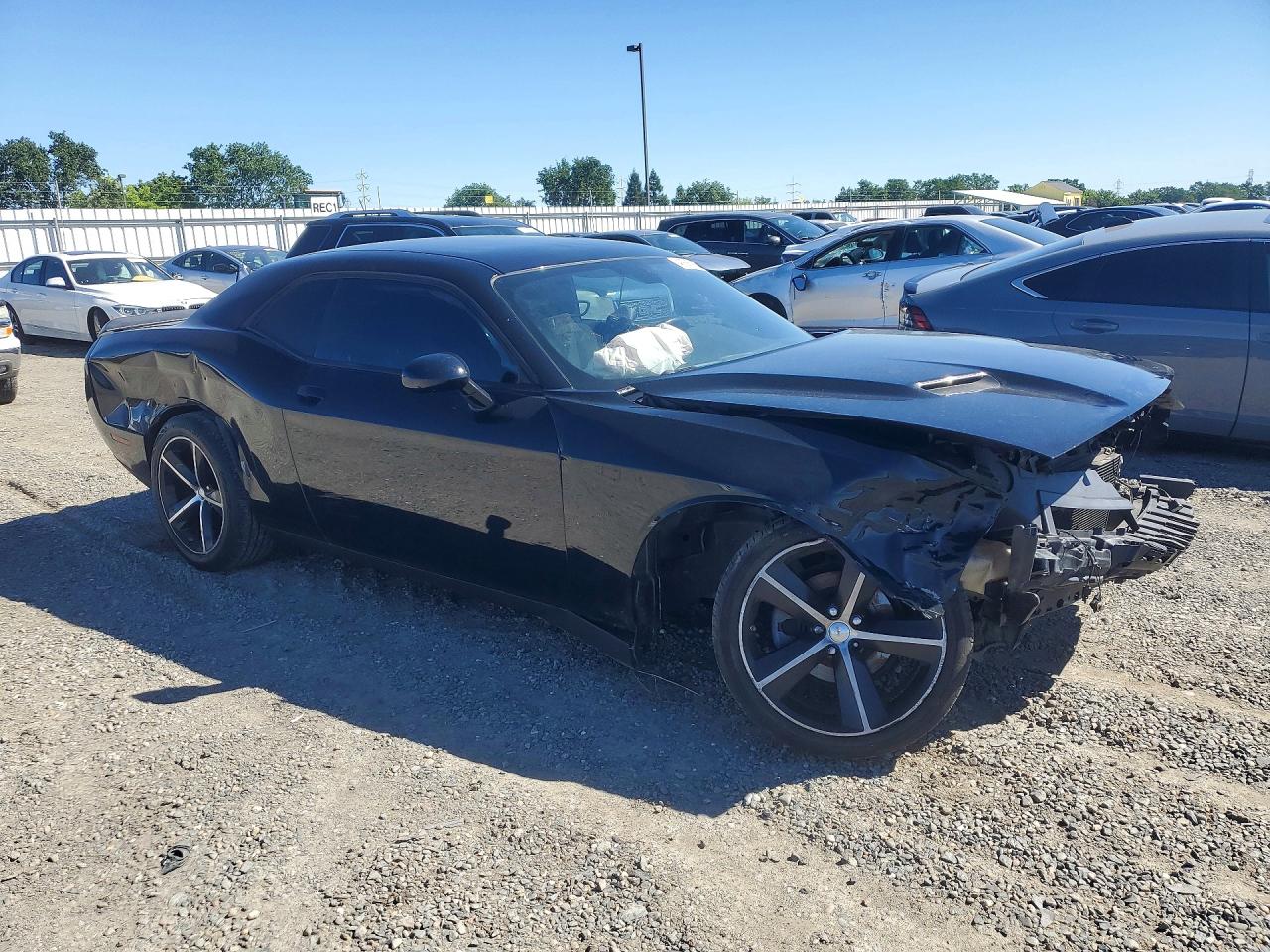 Dodge Challenger Sxt