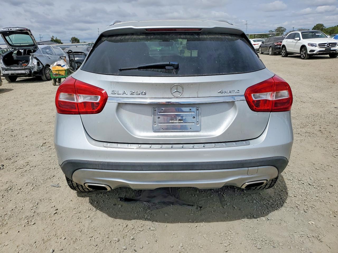 Mercedes-Benz GLA 250 4matic