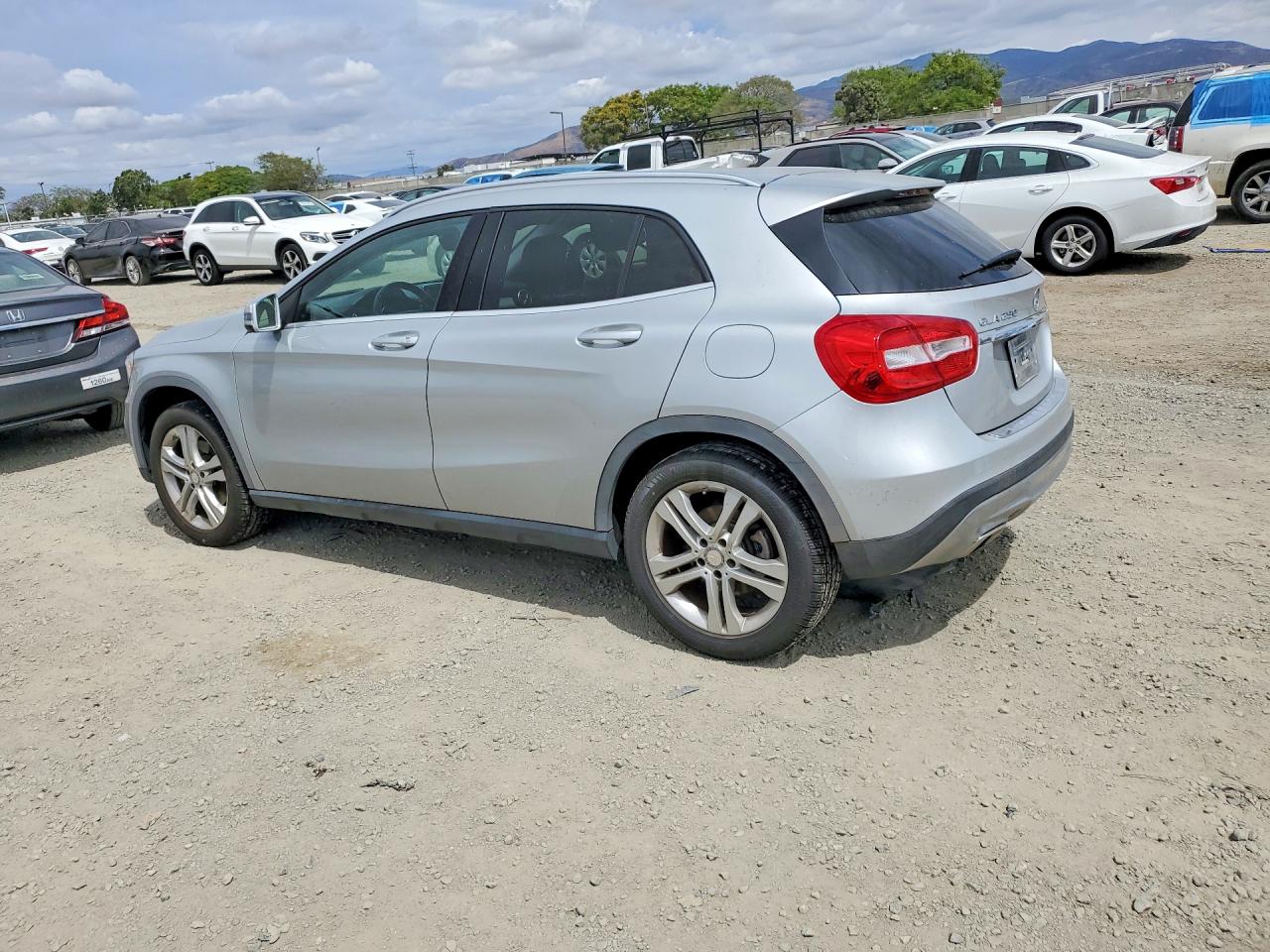 Mercedes-Benz GLA 250 4matic