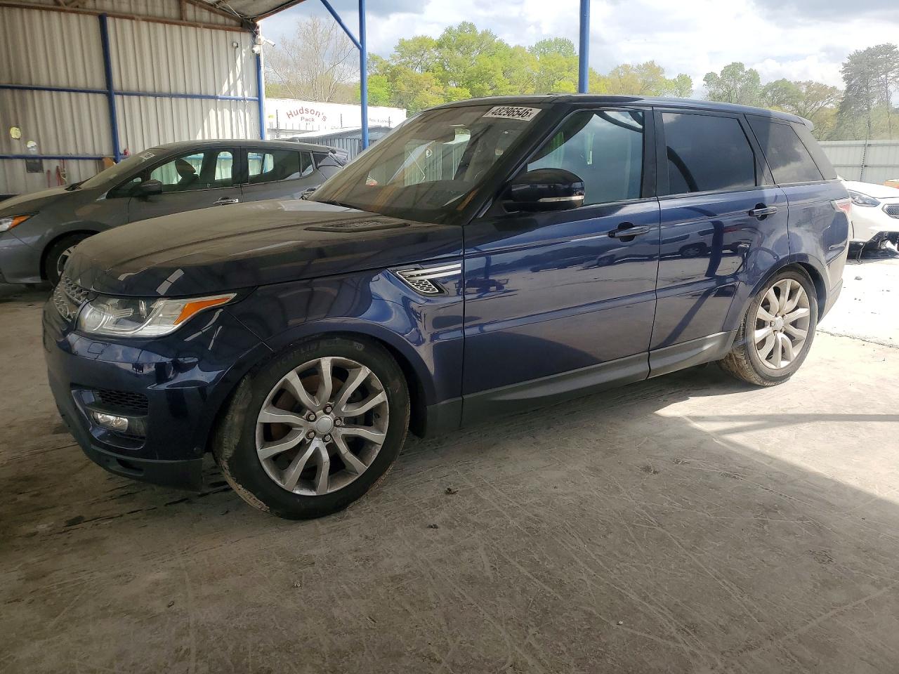 Salvage Land Rover Range Rover Image