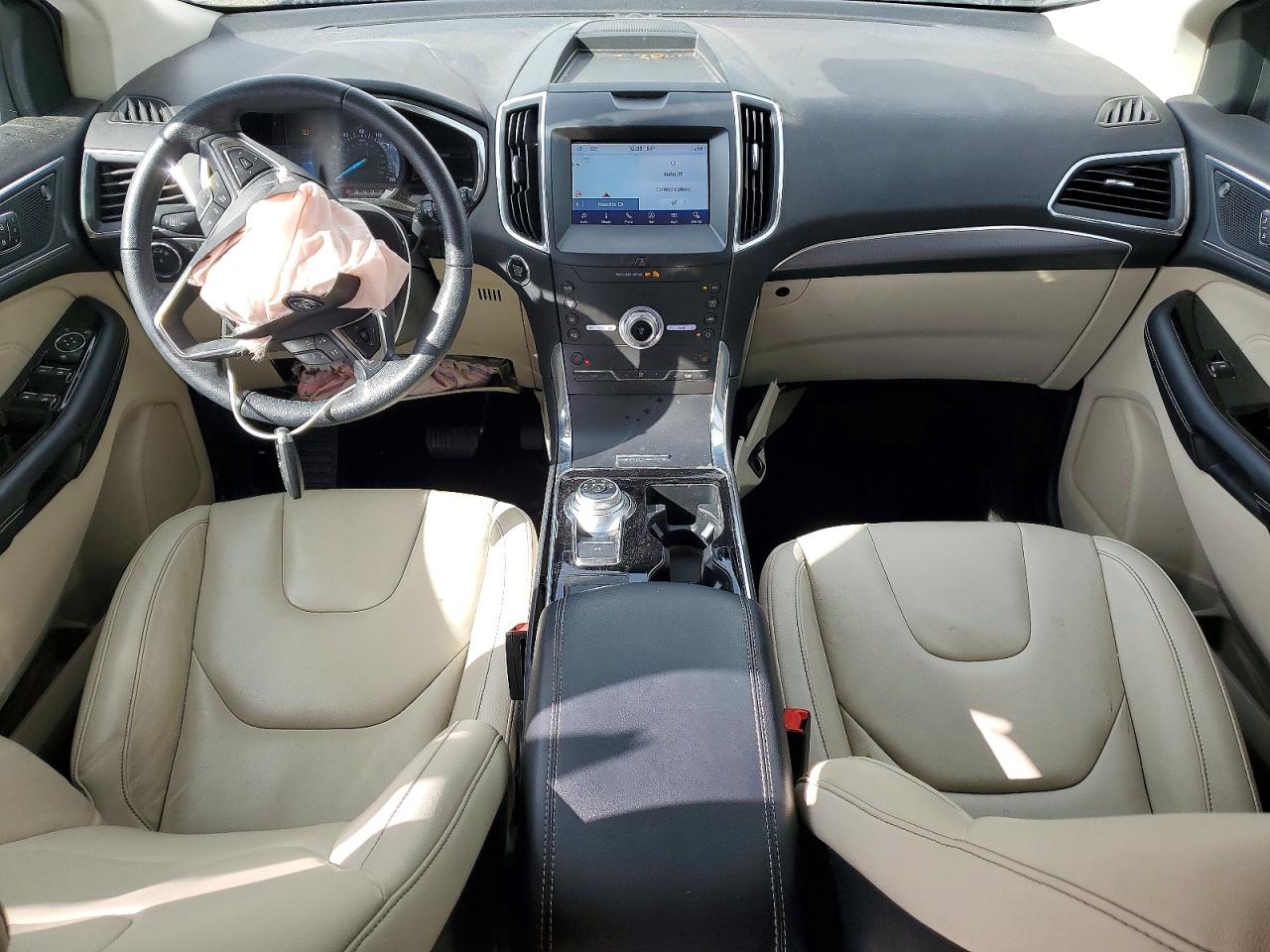 Ford Edge Titanium