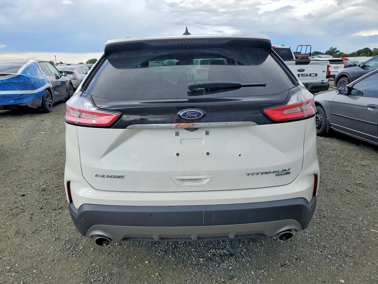 Ford Edge Titanium
