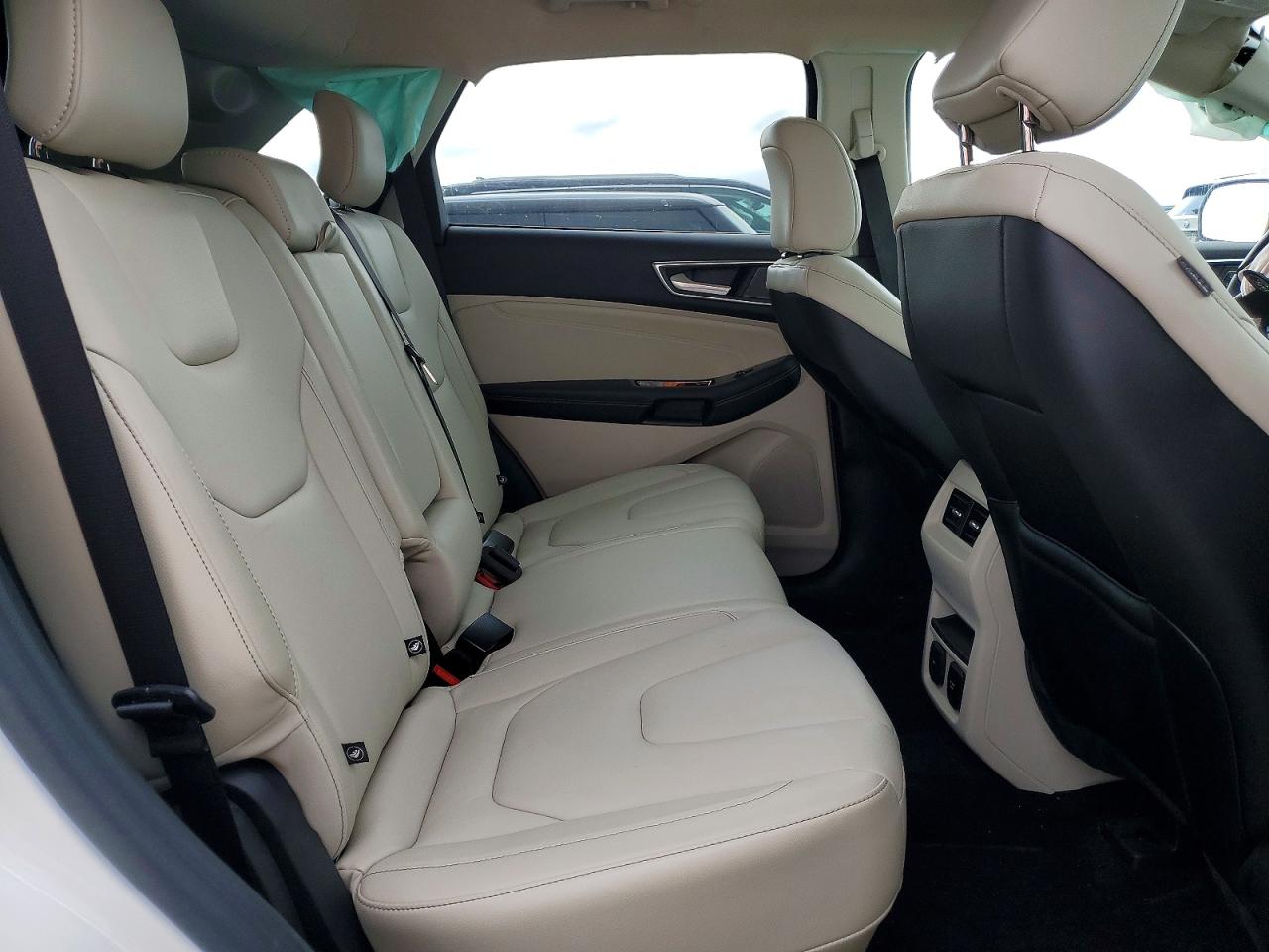 Ford Edge Titanium