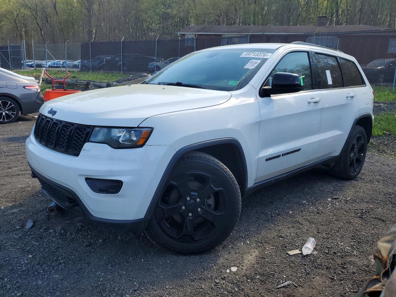 Salvage Jeep Cherokee Image