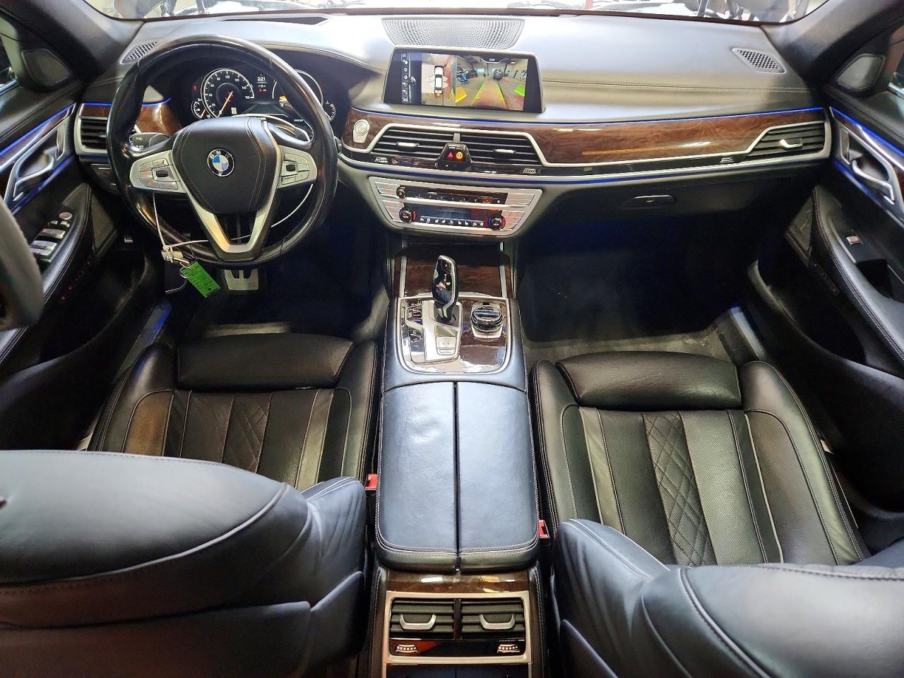 BMW 7 Series Xi