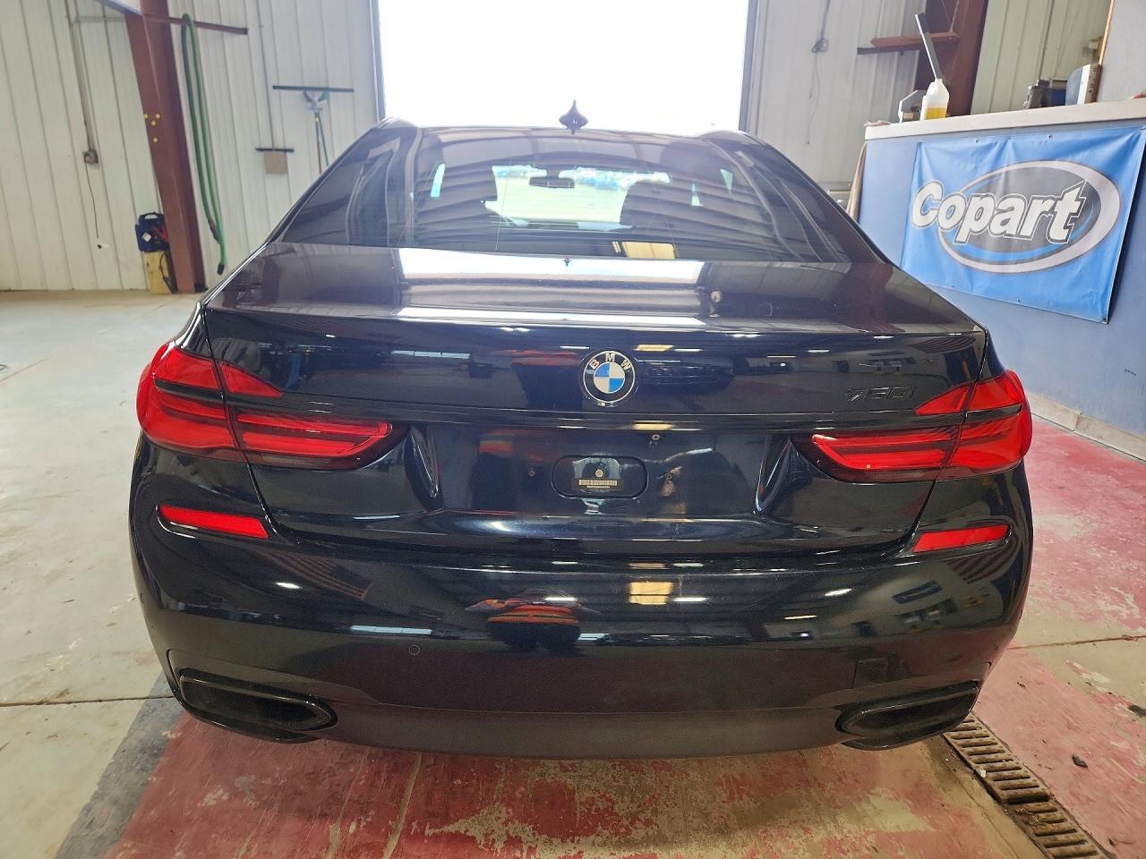 BMW 7 Series Xi