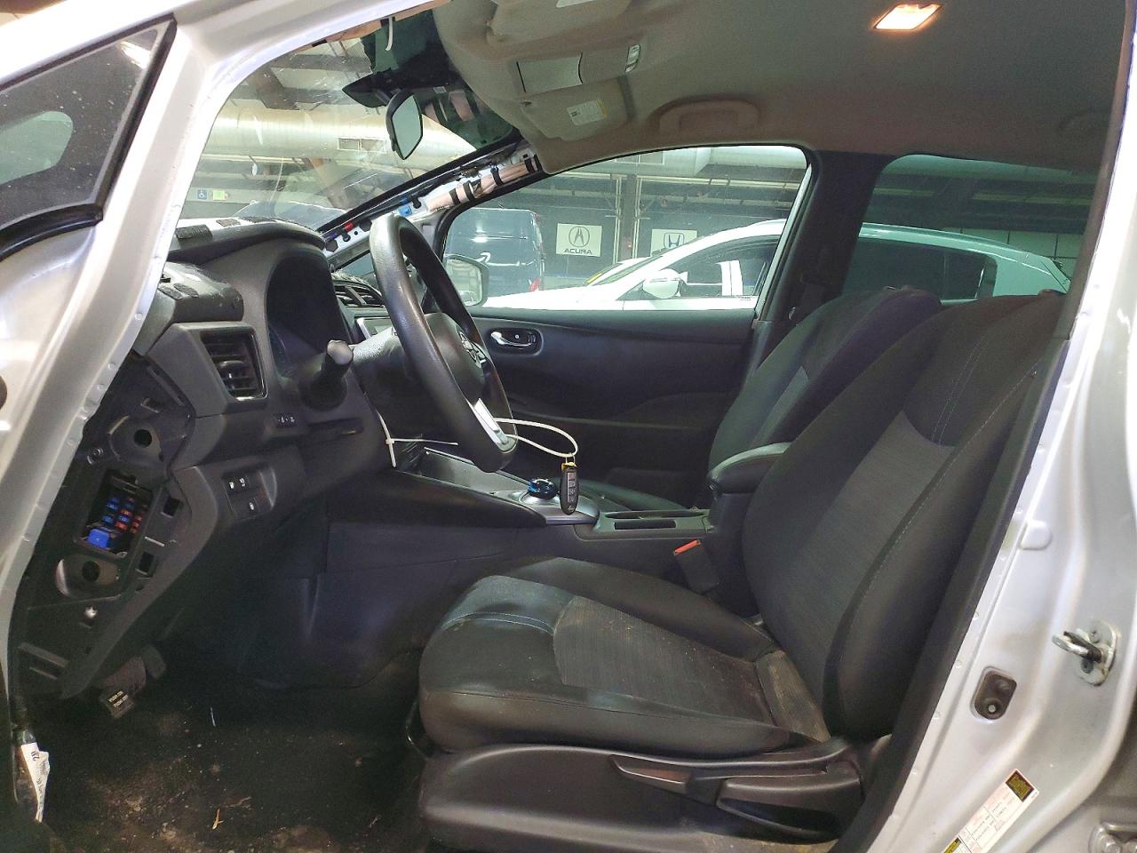 Nissan LEAF S