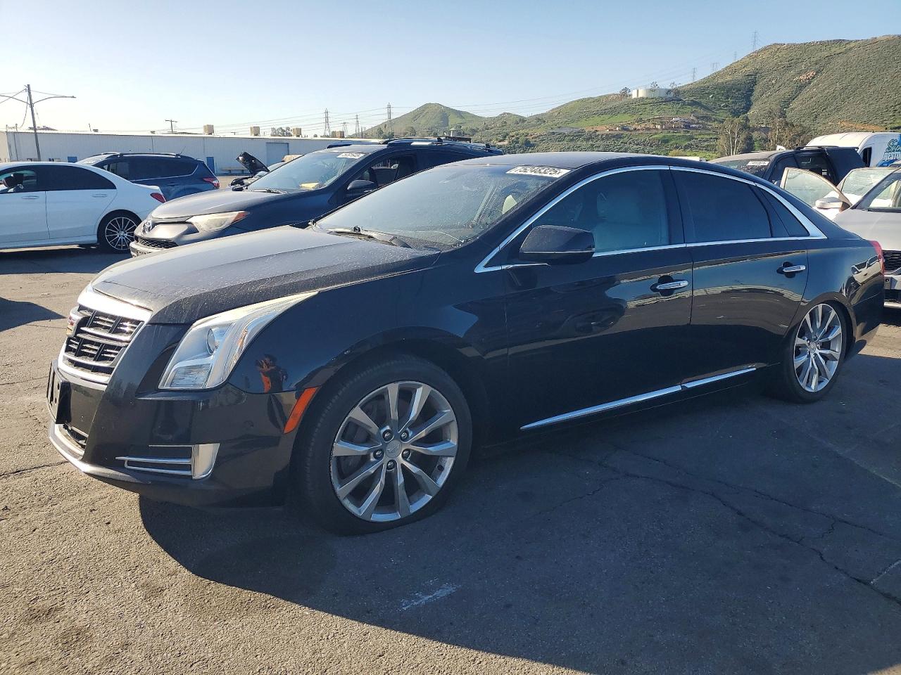 Salvage Cadillac XTS Image