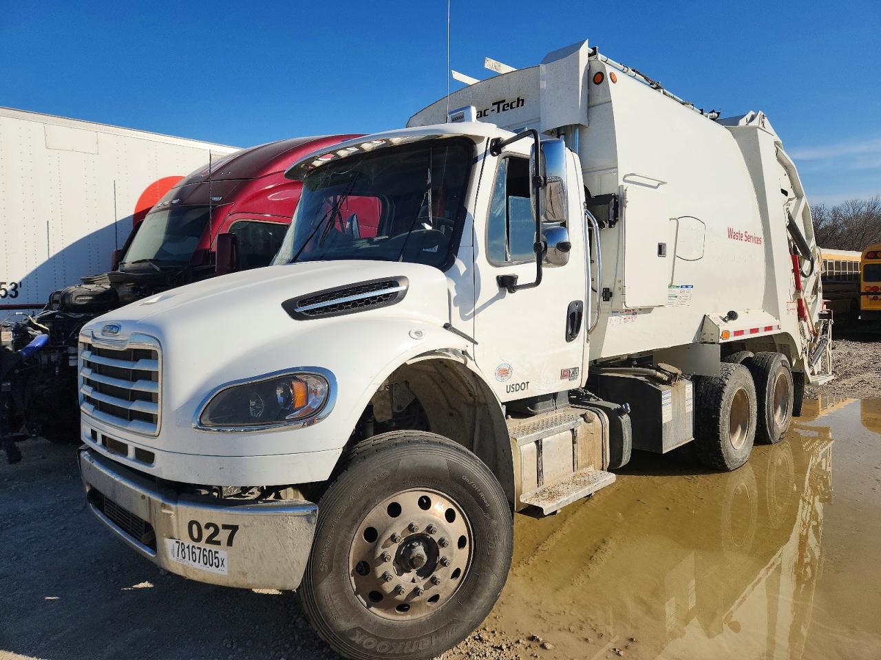 Freightliner M2