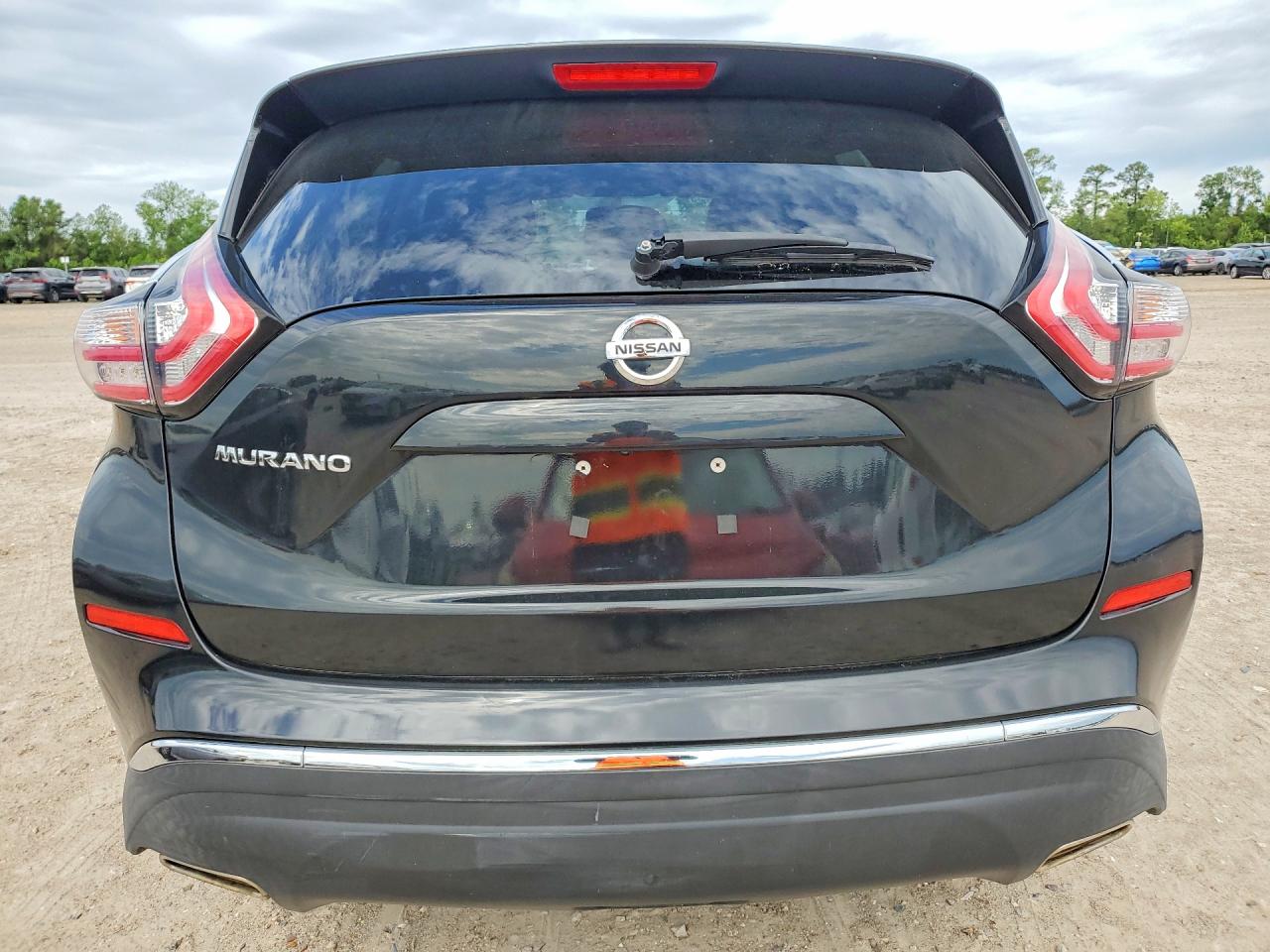 Nissan Murano S