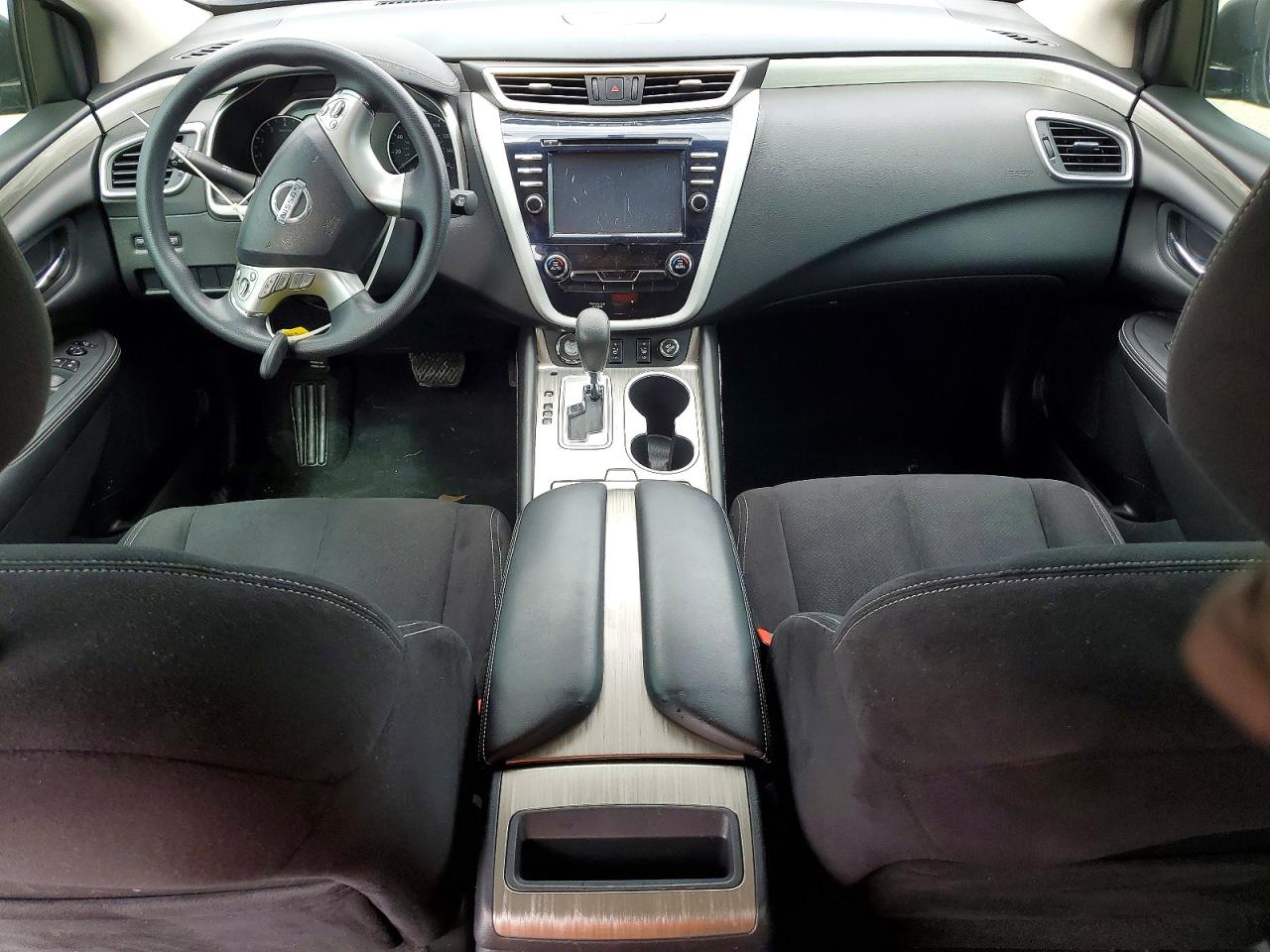 Nissan Murano S