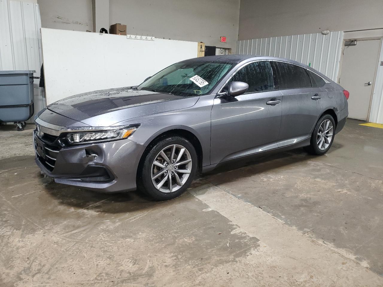 Salvage Honda Accord Image