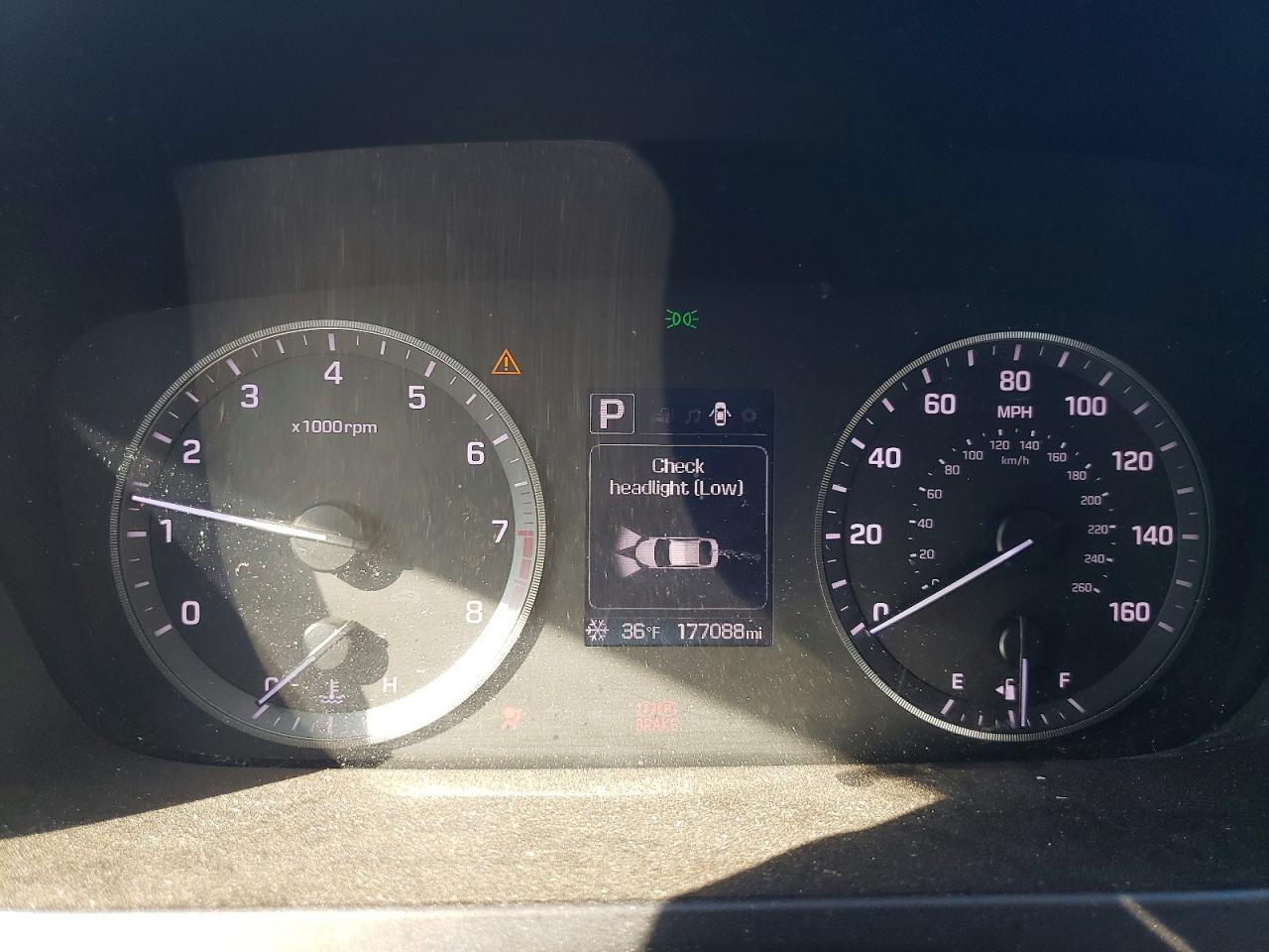 Hyundai SONATA Base