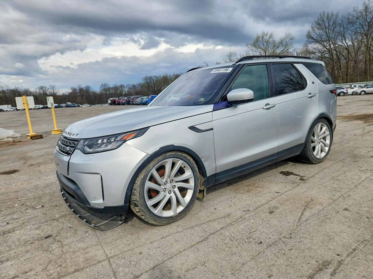 Salvage Land Rover Discovery Image