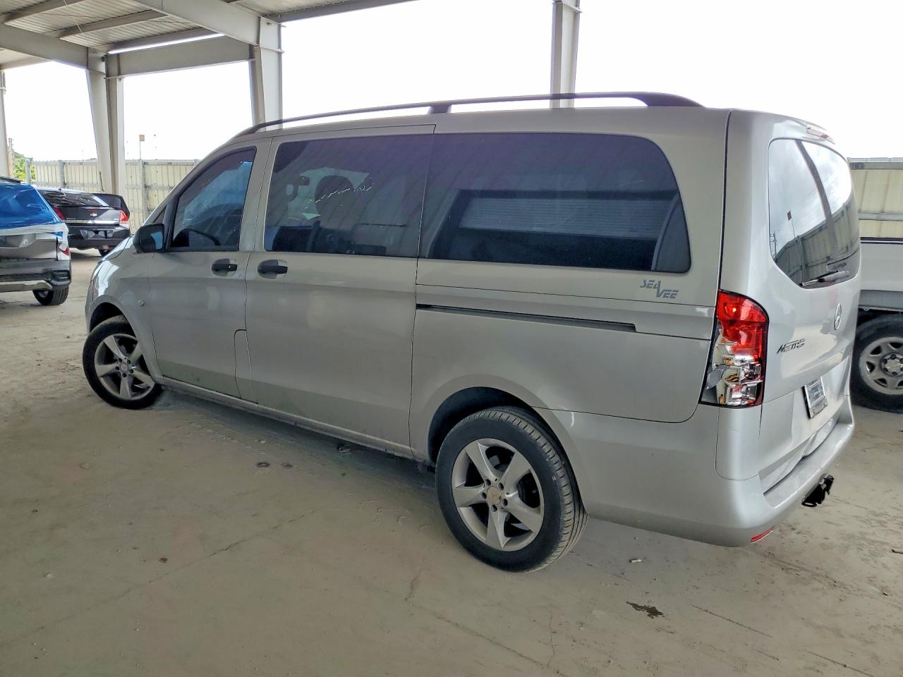 Mercedes-Benz Metris