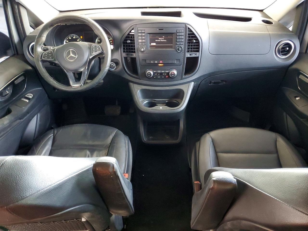 Mercedes-Benz Metris