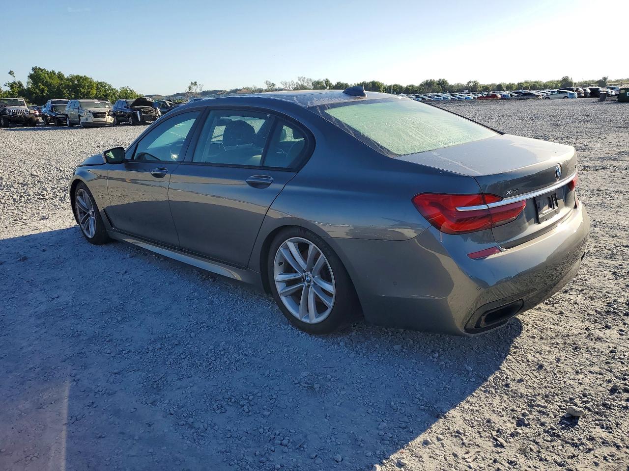 BMW 7 Series Xi